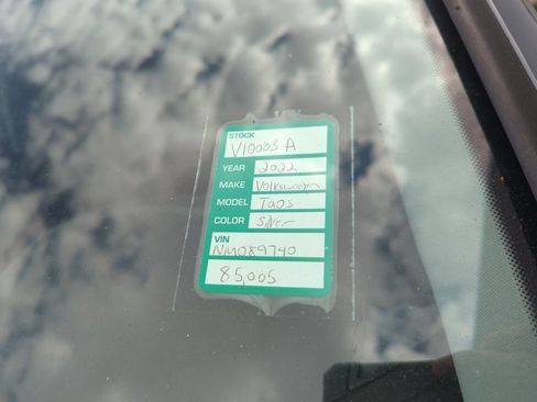 Used 2022 Volkswagen Taos SE image 6