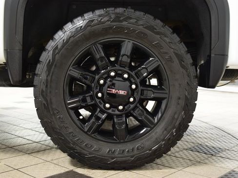Used 2024 GMC Sierra 2500 AT4 w/ AT4 Premium Plus Package image 25