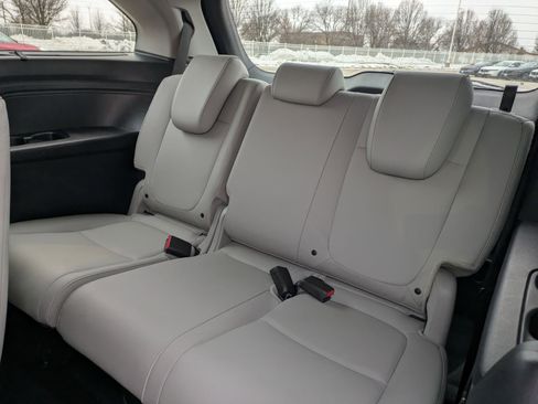 Certified 2024 Honda Odyssey Touring image 23