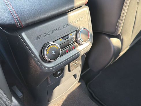 Certified 2025 Ford Explorer ST AWD/4WD image 12
