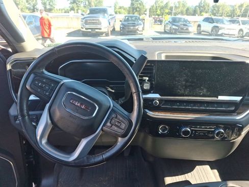 Used 2022 GMC Sierra 1500 SLE AWD/4WD image 15