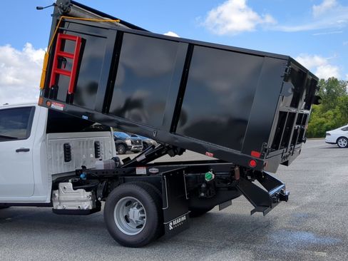 New 2025 GMC Sierra 3500 Pro w/ Convenience Package image 26