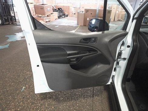 Used 2019 Ford Transit Connect XL image 7
