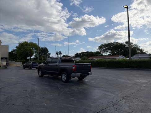 Used 2019 Toyota Tundra SR5 w/ SR5 Upgrade Package image 3