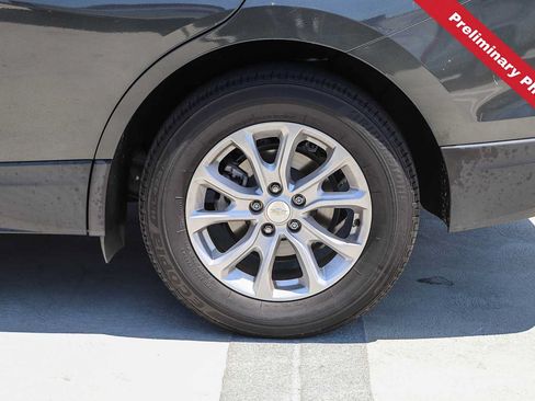 Used 2019 Chevrolet Equinox LS FWD image 12