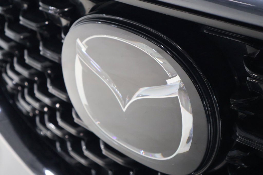 Used 2024 MAZDA CX-5 Carbon Edition AWD/4WD image 9
