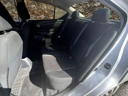 Used 2018 Nissan Versa SV image 23