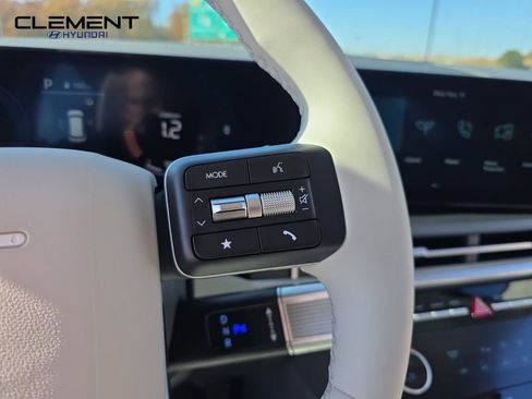 New 2026 Hyundai Santa Fe SE image 15