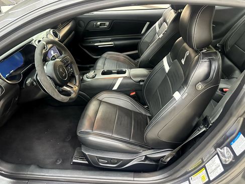 Used 2020 Ford Mustang Shelby GT500 w/ Technology Package image 29