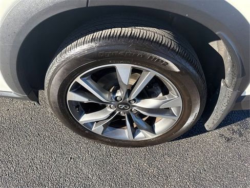 Used 2023 INFINITI QX60 Luxe image 14