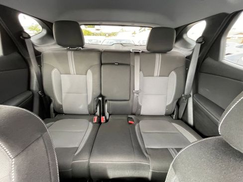 Used 2025 Chevrolet Blazer LT image 39