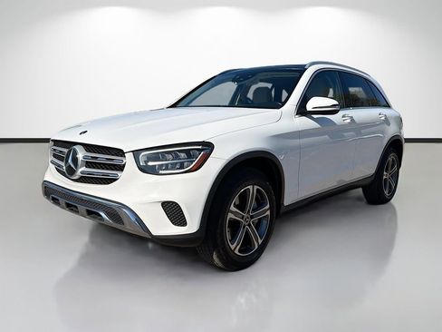 Used 2020 Mercedes-Benz GLC 300 4MATIC w/ Multimedia Package image 7
