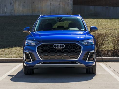 Used 2021 Audi Q5 e Premium Plus image 29