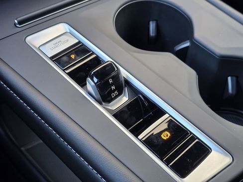 New 2026 Volkswagen Atlas Cross Sport SE image 15