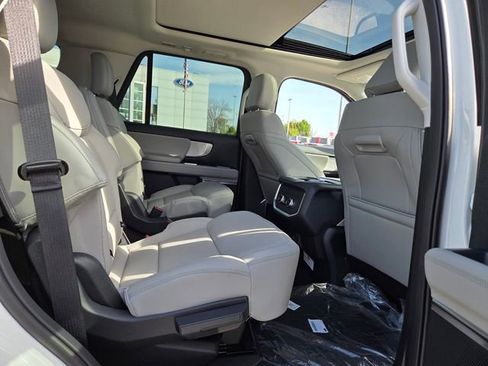 New 2026 Ford Expedition Active RWD image 48