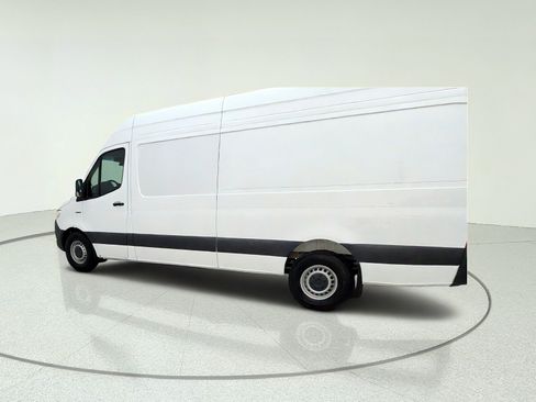 New 2025 Mercedes-Benz eSprinter 170 Cargo image 13