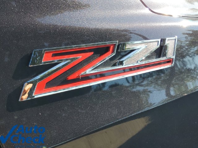 Certified 2022 Chevrolet Tahoe Z71 w/ Luxury Package AWD/4WD image 8