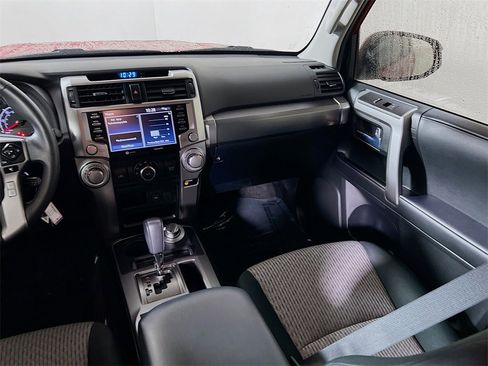 Certified 2021 Toyota 4Runner SR5 image 21