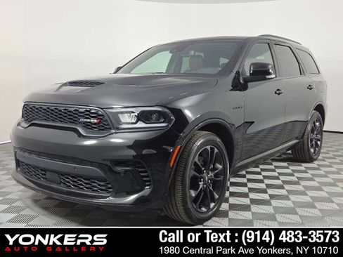 Used 2024 Dodge Durango R/T AWD/4WD image 3
