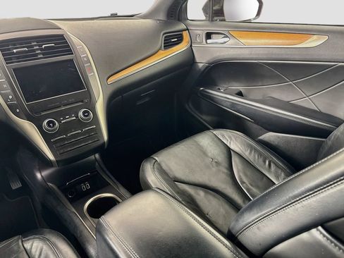 Used 2018 Lincoln MKC Reserve w/ Lincoln MKC Climate Package FWD image 25