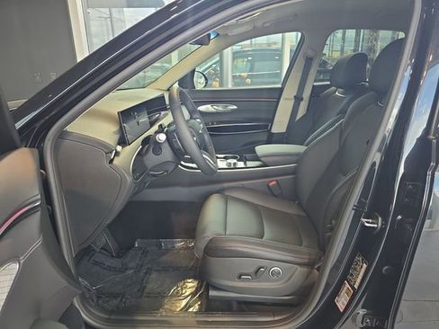 New 2026 Genesis GV70 2.5T AWD/4WD image 11