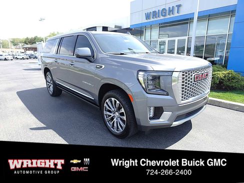 Used 2021 GMC Yukon XL Denali w/ Denali Premium Package AWD/4WD image 1