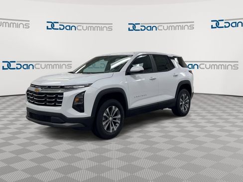 New 2026 Chevrolet Equinox LT image 4