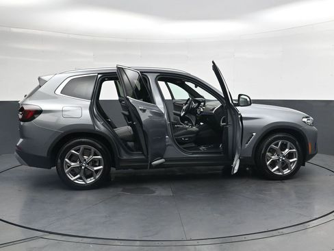 Used 2023 BMW X3 xDrive30i w/ Premium Package AWD/4WD image 40