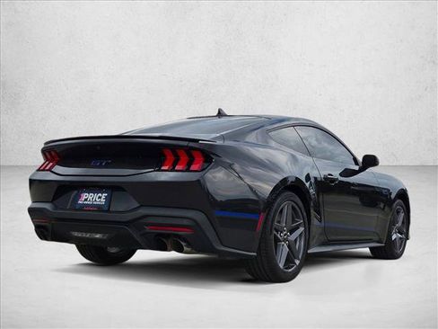 Used 2024 Ford Mustang GT Premium RWD image 5