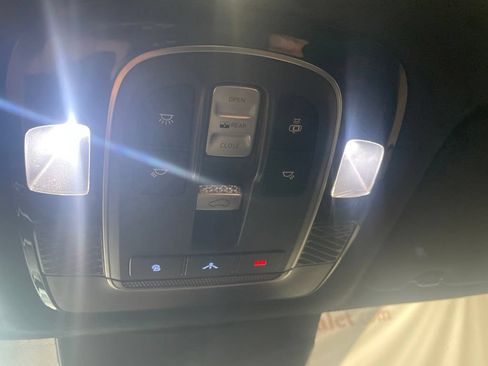 Used 2020 Hyundai Palisade Limited FWD image 17