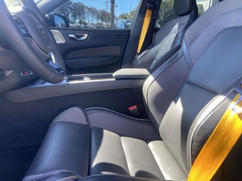 Certified 2025 Volvo XC60 T8 Polestar image 17