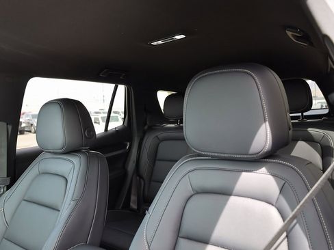 New 2025 GMC Terrain Elevation w/ Elevation Premium Package image 18