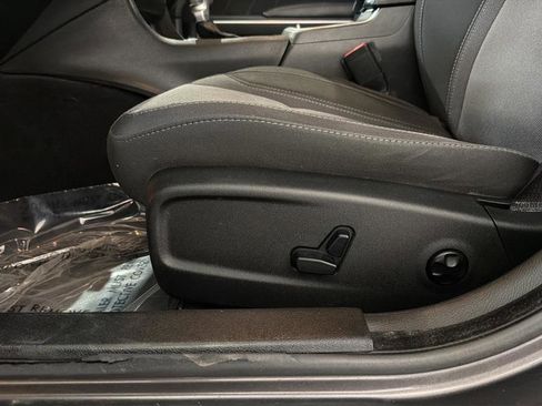 Used 2018 Dodge Charger R/T image 19