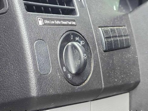 Used 2018 Mercedes-Benz Sprinter 2500 image 21