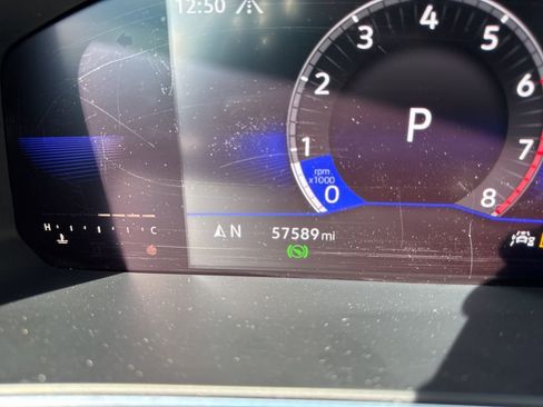 Certified 2022 Volkswagen Tiguan SE R-Line image 17