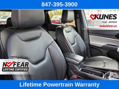 Used 2025 Jeep Compass Limited AWD/4WD image 28