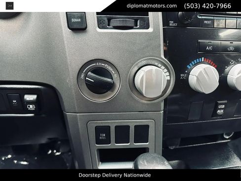 Used 2013 Toyota Tundra 4x4 Double Cab image 36