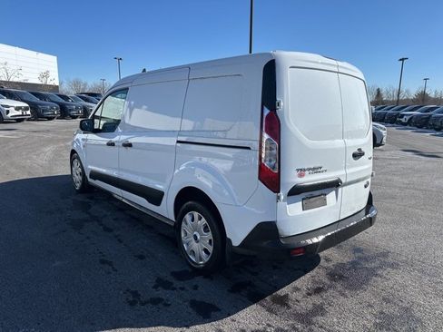 Used 2022 Ford Transit Connect XLT image 4