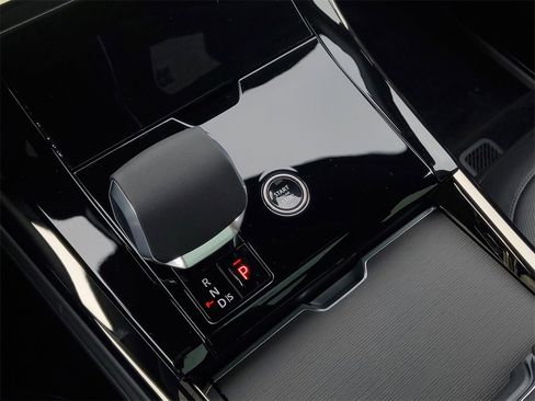 New 2026 Land Rover Range Rover Sport SE image 23