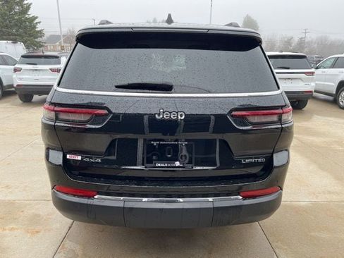 Certified 2023 Jeep Grand Cherokee L Limited AWD/4WD image 5