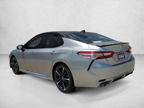 Certified 2020 Toyota Camry XSE FWD image 7