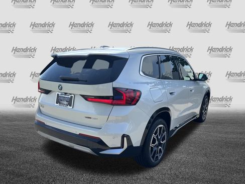 New 2027 BMW X1 xDrive28i AWD/4WD image 10