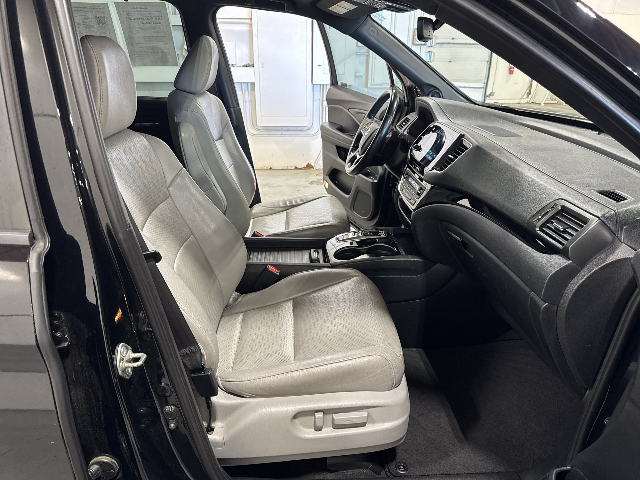 Used 2019 Honda Passport Touring image 30
