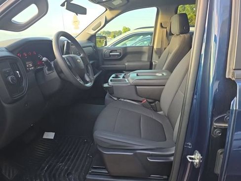 Used 2020 Chevrolet Silverado 1500 Custom w/ Custom Value Package RWD image 7