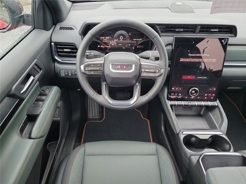 New 2026 GMC Terrain AT4 w/ Technology Package II image 11