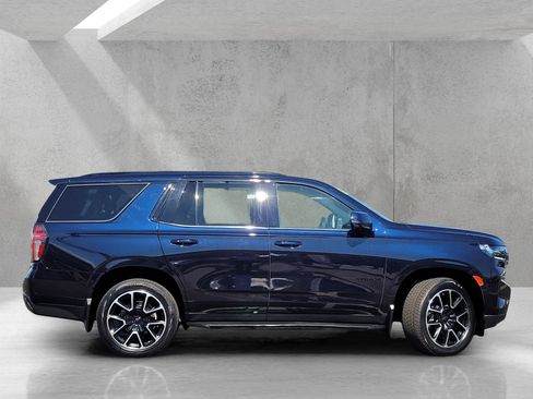 Used 2022 Chevrolet Tahoe RST w/ Luxury Package image 3