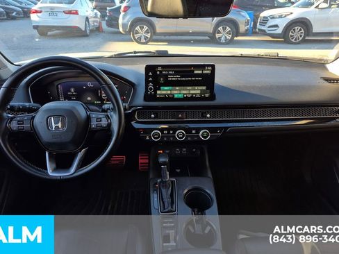 Used 2022 Honda Civic Touring image 13
