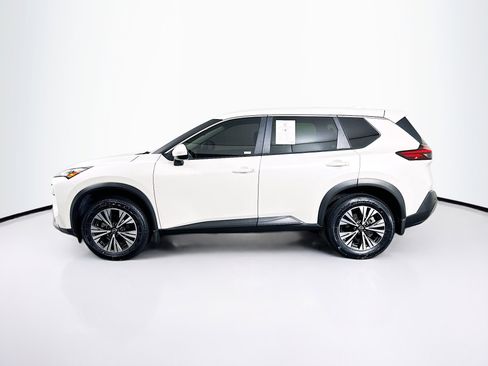 Used 2023 Nissan Rogue SV FWD image 4