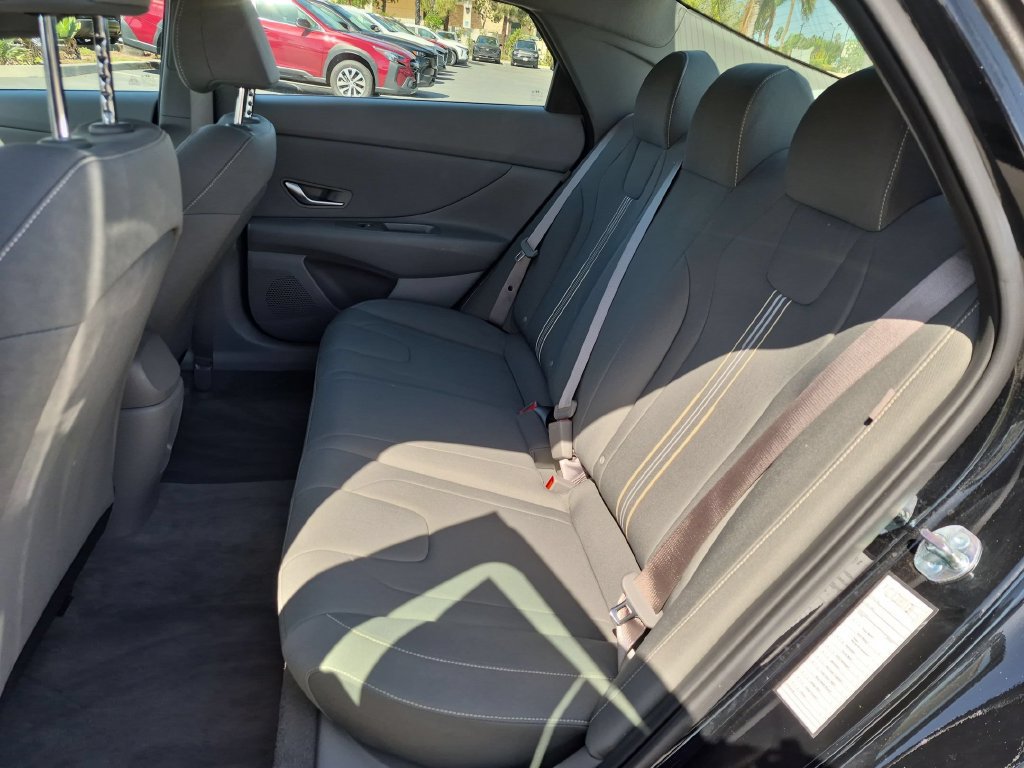 Used 2026 Hyundai Elantra Sport FWD image 28