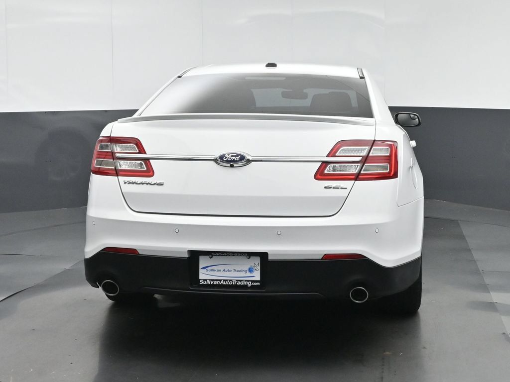 Used 2018 Ford Taurus SEL FWD image 6